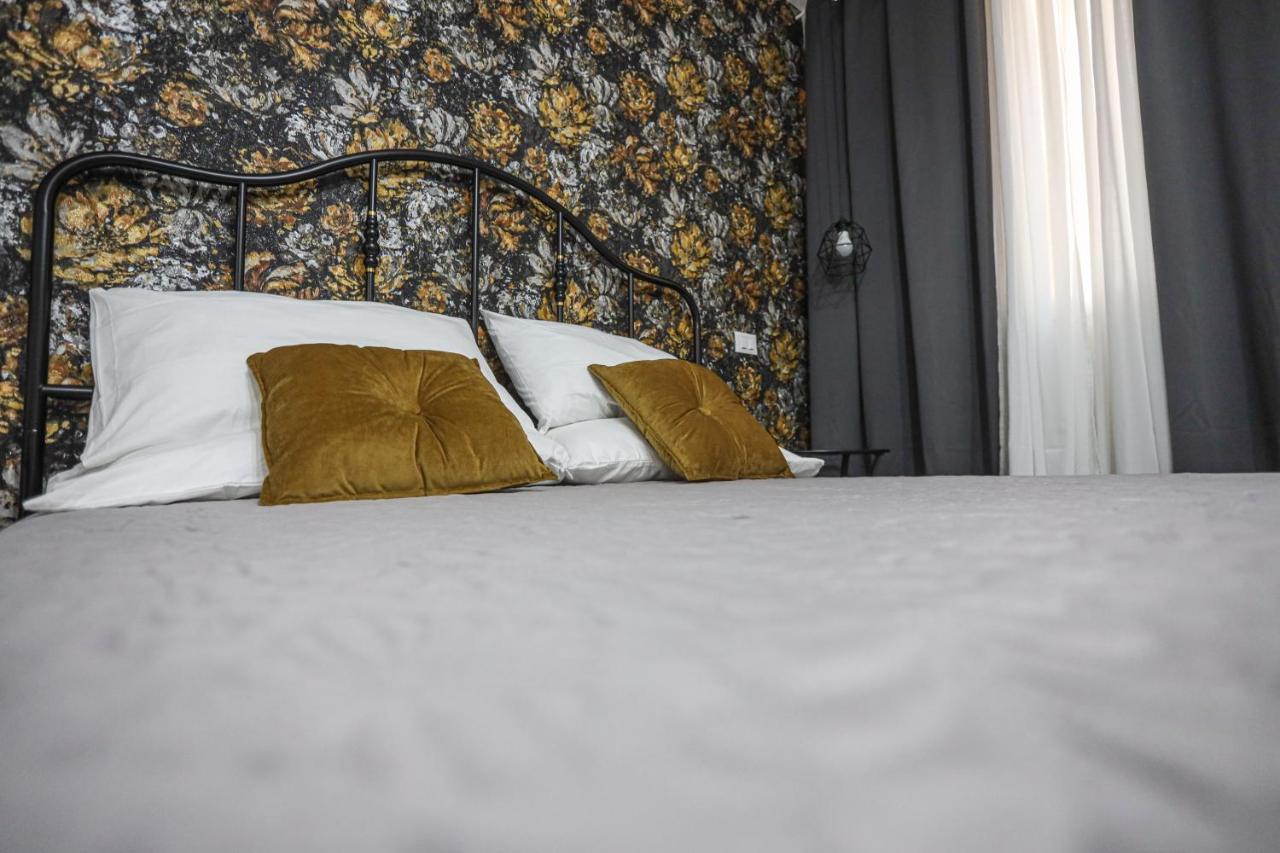 B&B La Fenice Suite Salerno Kültér fotó